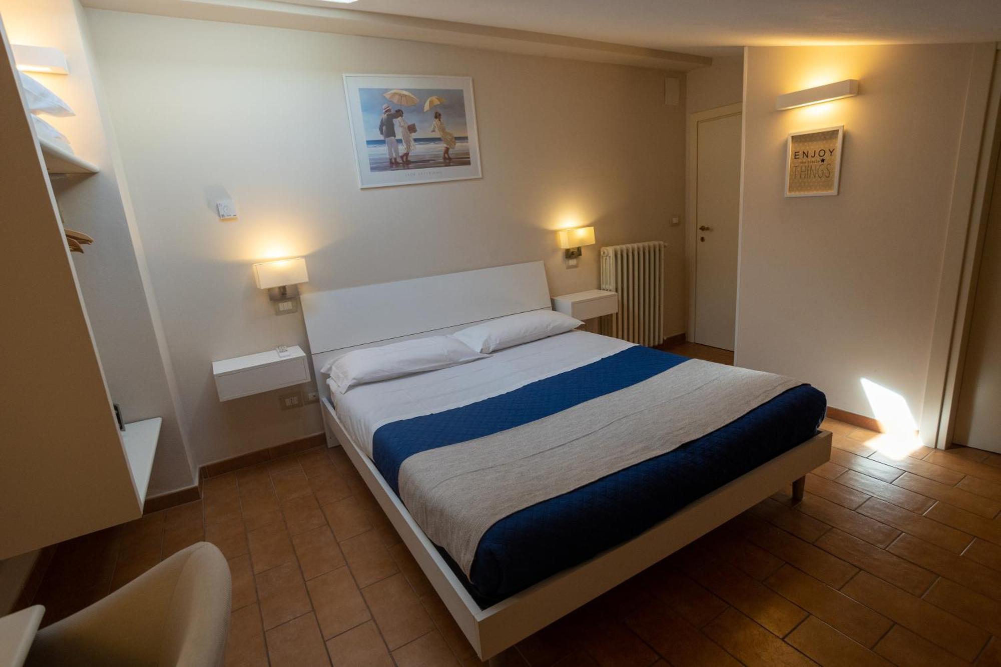 Helios Assisi Hotel Exterior photo